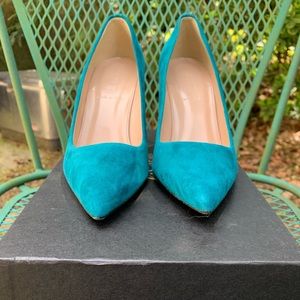 Women’s JCew Elsie Suede Pump